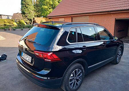 VW Tiguan Volkswagen 1.4 TSI 92kW BMT Comfortline Comfortline
