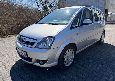 Opel Meriva 1Hand/47tkm/Scheckheft/8-Fach/TÜV NEU