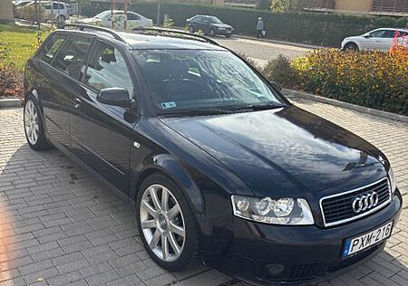 Audi A4 1.8 T Avant -