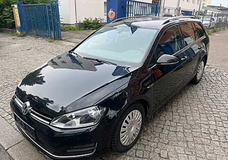 VW Golf Volkswagen VII Variant Lounge BMT
