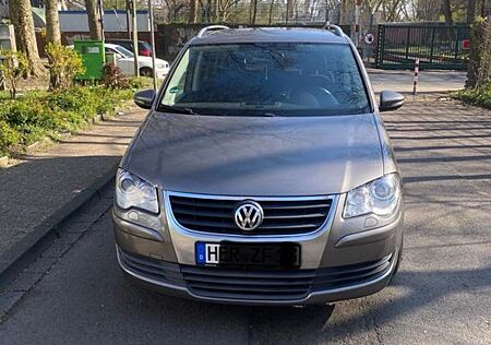VW Touran Volkswagen 1.4 TSI 103kW DSG -