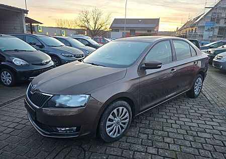 Skoda Rapid Active 1.0 Top Gepflegt 6Gang Sitzh Eu6