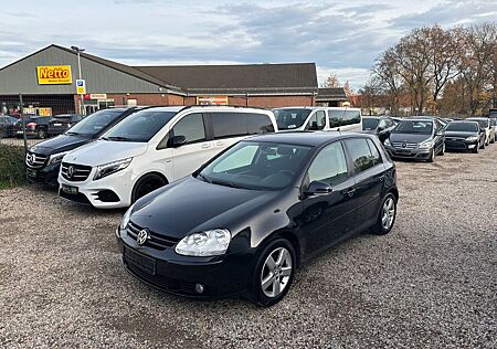 VW Golf Volkswagen 1,4 V Lim. United/Klima/SHZ/PDC/AHK/