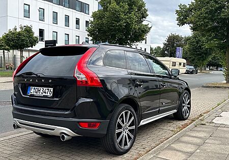 Volvo XC 60 XC60 D5 AWD Geartronic R Design R Design