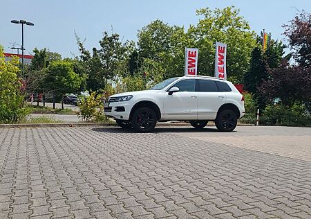 VW Touareg Volkswagen 3.0 V6 TDI Tiptronic BlueMotion Tech...