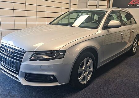 Audi A4 Avant Attraction Automatik/ Bi-XENON/SHZ/NAVI