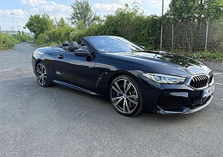 BMW M850i xDrive Cabrio, Voll,Carbon / B&W, Stan