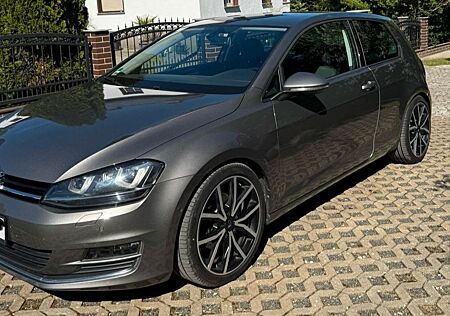 VW Golf Volkswagen 7 1.4 TSI 90kW Xenon Highline