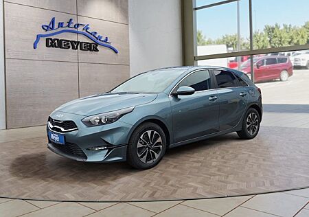 Kia Cee'd Ceed 1,5 T-GDI 16*Alu/Navi/Kamera/Winterp/Temp.