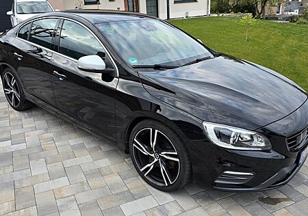 Volvo S60 D4 Geartronic R Design R Design