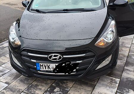 Hyundai i30 1.4 Select Select Kombi