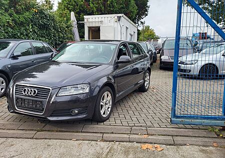 Audi A3 Sportback 1.6 TDI Attraction KLIMA