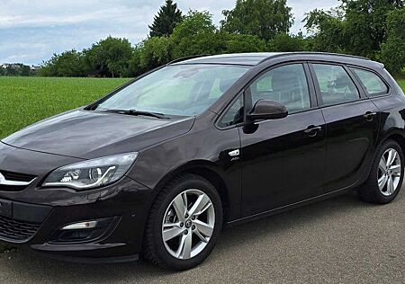 Opel Astra Sports T. 1.6 SIDI Turbo eco Active S/...
