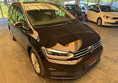 VW Touran Volkswagen Highline 7SITZT AHK NAVI KAMERA ACC
