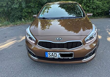 Kia Cee'd / Ceed 1.0 T-GDI Vision Vision