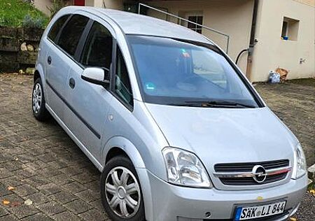 Opel Meriva 1.6 -