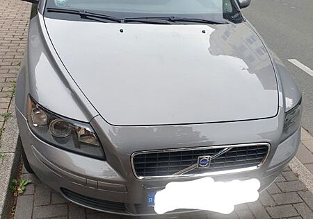 Volvo S40 2.4 tüv 2027 juni