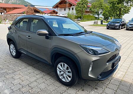 Toyota Yaris Cross 1.5 Hybrid AWD-i,SHZ,R-Cam,App-Co...