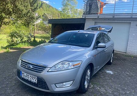 Ford Mondeo 2,0 Ghia 2008