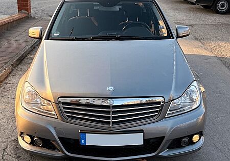 Mercedes-Benz C 180 Automatik - TÜV Neu