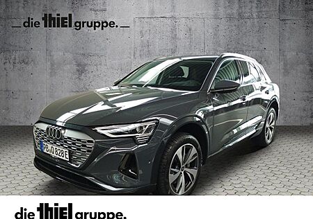 Audi Q8 50 e-tron quattro advanced