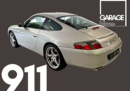 Porsche 996 Carrera 1. Hand + Werk / Service PZ NEU