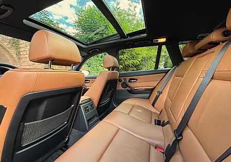 BMW 335i Touring - LIEBHABER, HECKANTRIEB