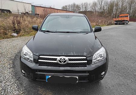 Toyota RAV 4 2.2-l-D-CAT 4x4 Executive Executive