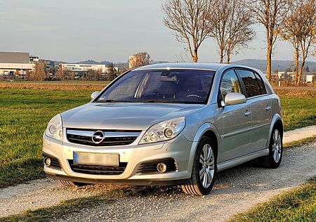 Opel Signum 1.9 CDTI 110kW - Top Innenraum!
