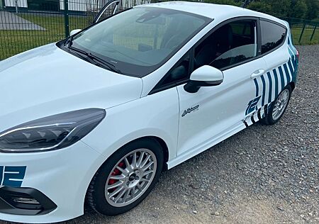 Ford Fiesta 1,5 EcoBoost ST mit Sonderausstatung