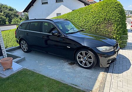 BMW 320d xDrive Touring -