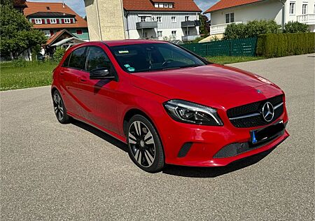 Mercedes-Benz A 250 - CAM 8fach bereif. Scheckheftgepflegt