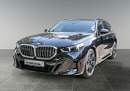 BMW 520 d M Sport EU6e D xDrive Touring Park-Assiste