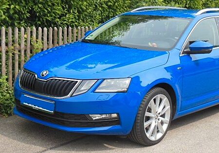 Skoda Octavia 2.0 DSG Combi SOLEIL AHK Standheizung