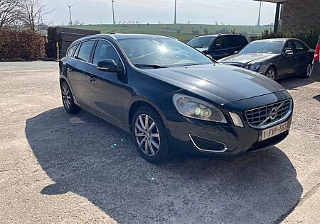 Volvo V60 Summum/Leder/Si-Hz/Navi/Xenon/Pdc/Cruise/Alu