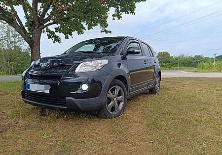 Toyota Urban Cruiser 1,4 D-4D AWD mit Neuteilen, selten