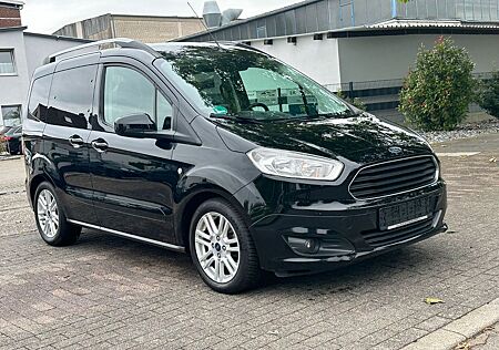 Ford Tourneo Courier Titanium* 5 Sitze*Tüv & Au NEU*