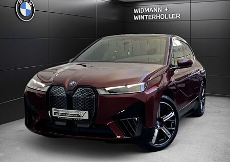 BMW iX xDrive40 Sportpaket Pano Sky DA Prof AHK