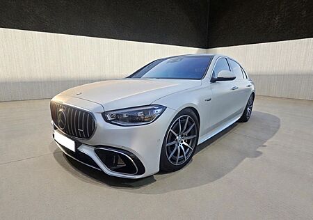Mercedes-Benz S 63 AMG E Performance L Sitzbelüftung Head-Up