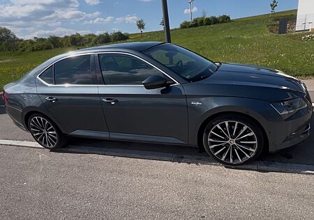 Skoda Superb 2.0 TDI 190PS DSG L&K