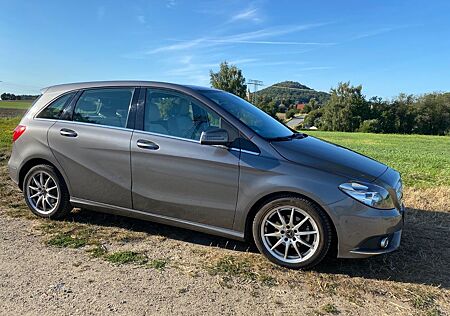 Mercedes-Benz B 180 Style Style