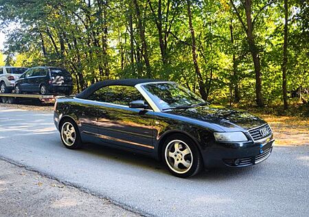 Audi A4 2.4 Cabriolet
