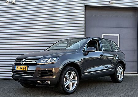 VW Touareg Volkswagen 3.0 TSI Hybrid Highline I Aut. I Navi I