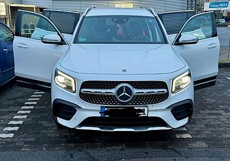 Mercedes-Benz GLB 220 d 4MATIC DCT -