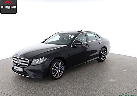 Mercedes-Benz E 350 e AMG WIDESCREEN,360GRAD,DISTRONIC,CARPLAY