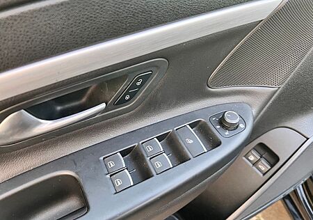 VW Eos Volkswagen 1,4 TSI Cup BMT DSG Leder 72600 KM