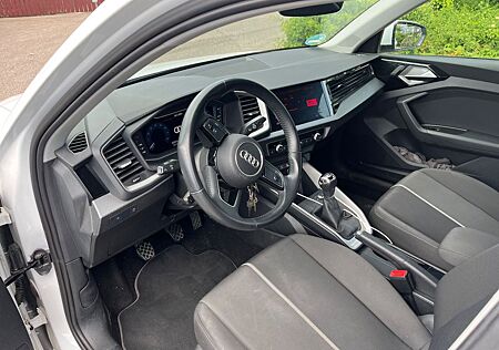 Audi A1 30 TFSI advanced Sportback advanced