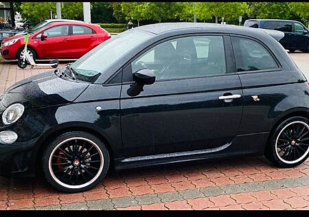 Abarth 595 MY22. 1.4 T-jet 121kW