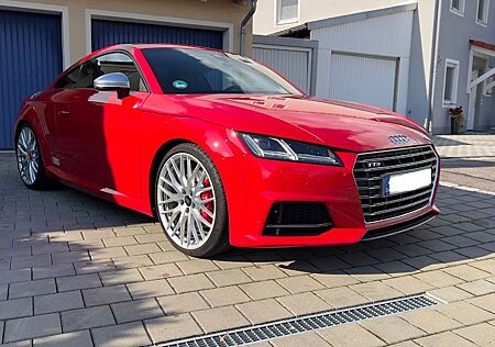 Audi TTS Coupe 2.0 TFSI S tronic quattro -