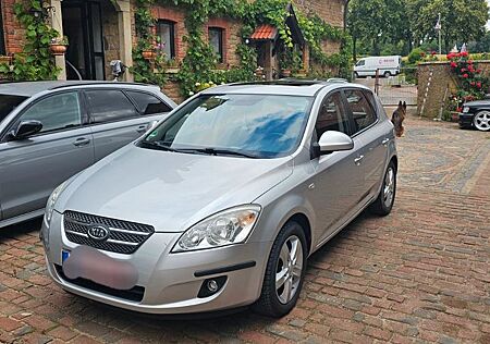 Kia Cee'd !!!Neue Steuerkette!!!